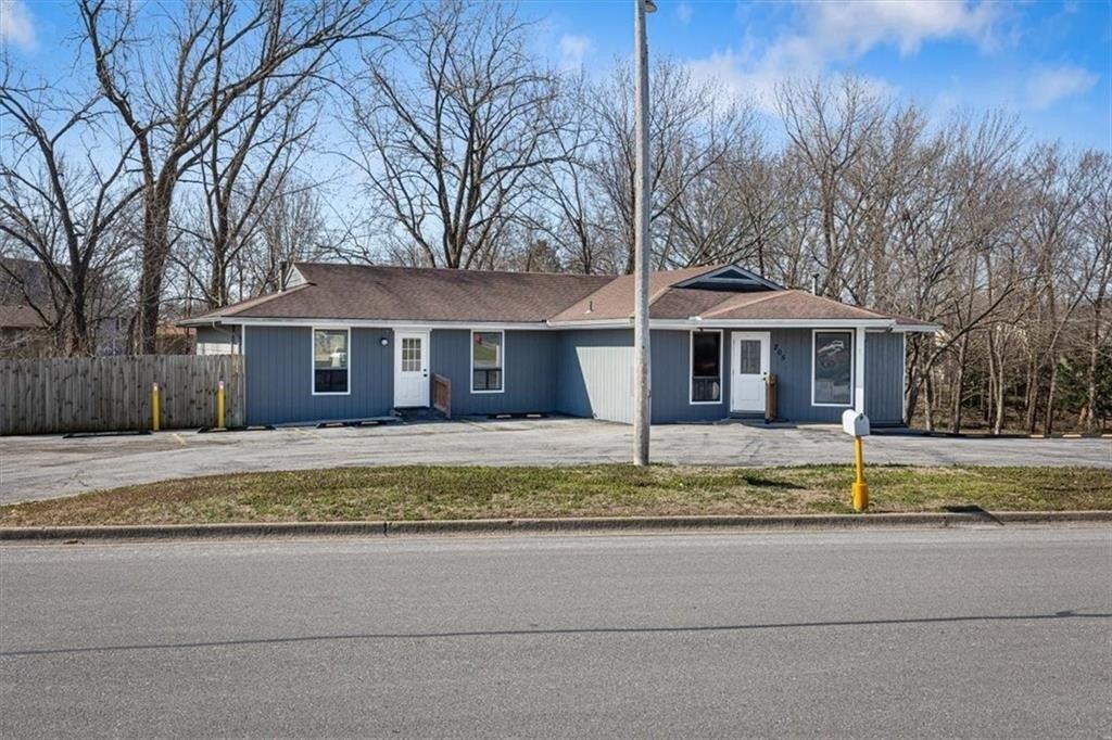 Property Image for 205 Southbrook Parkway