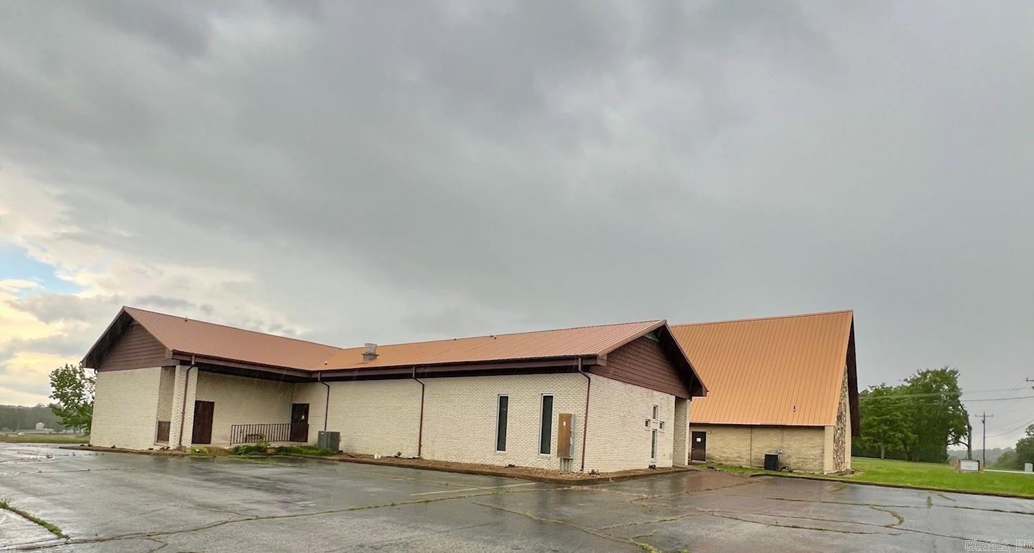 Property Image for 600 W Church Street