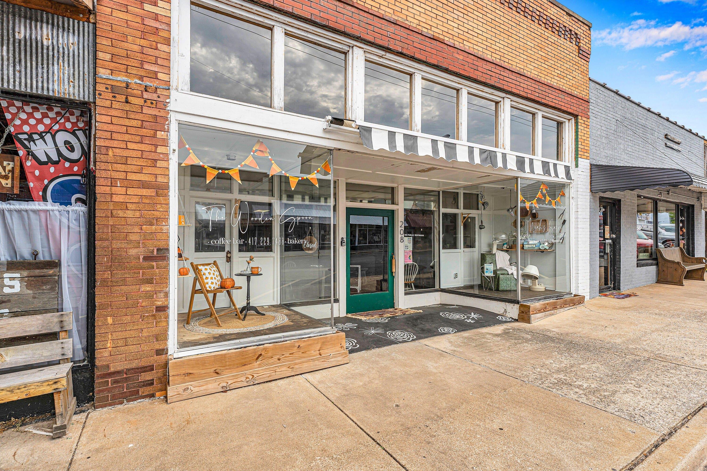 Property Image for 208 Main Street