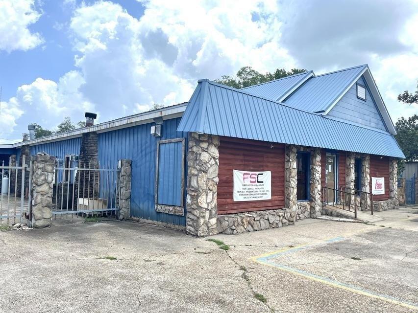 Property Image for 1505 N Main St
