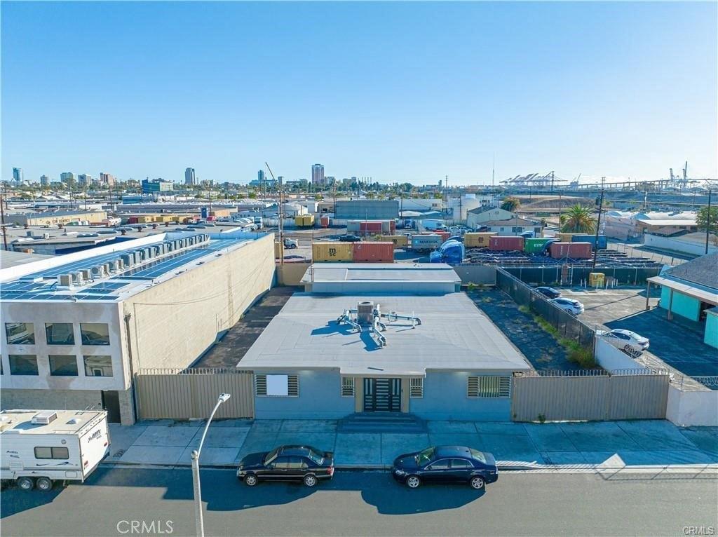 Property Image for 820 W Esther Street