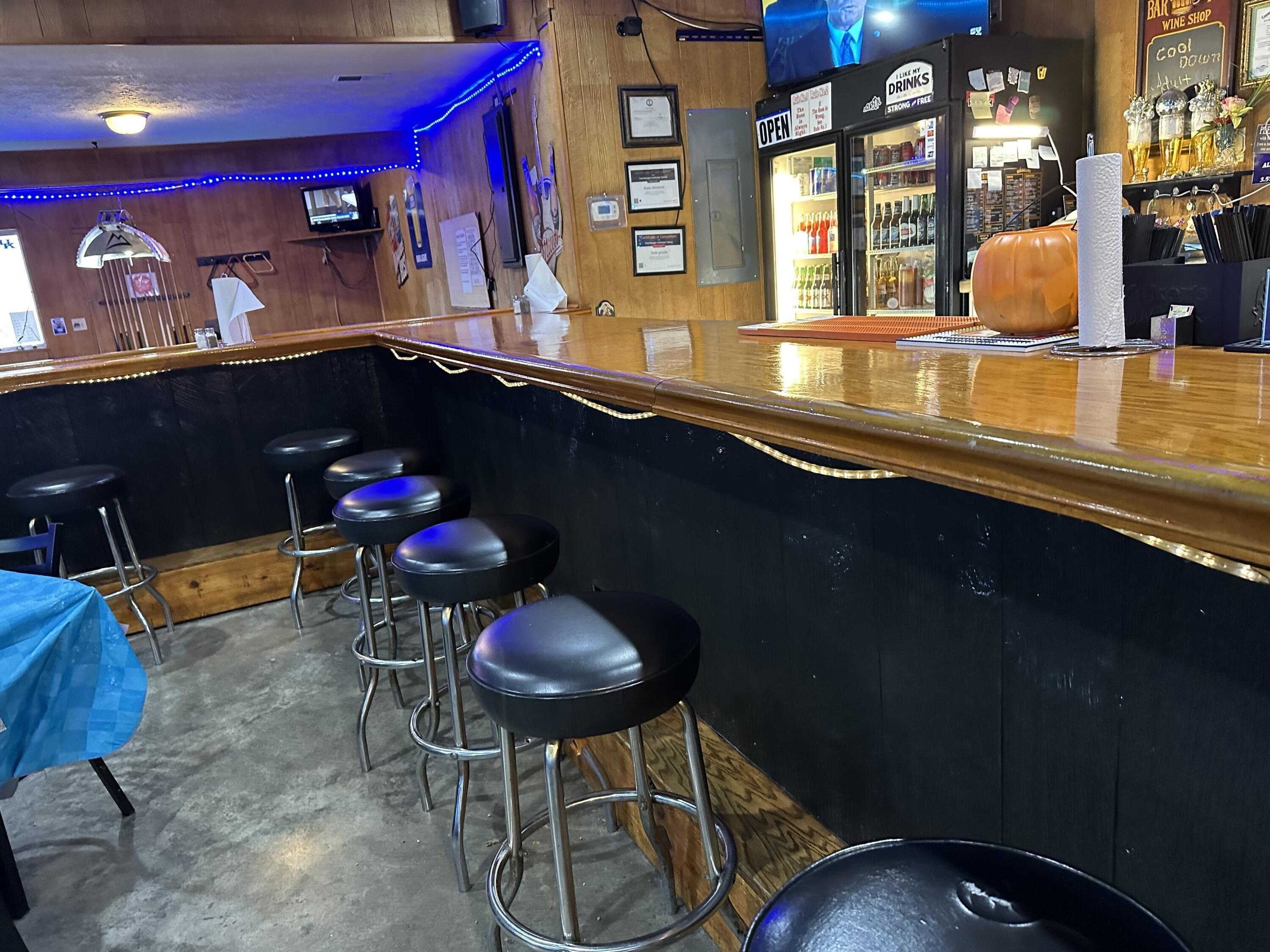 Property Image for 7475 N US Hwy 27