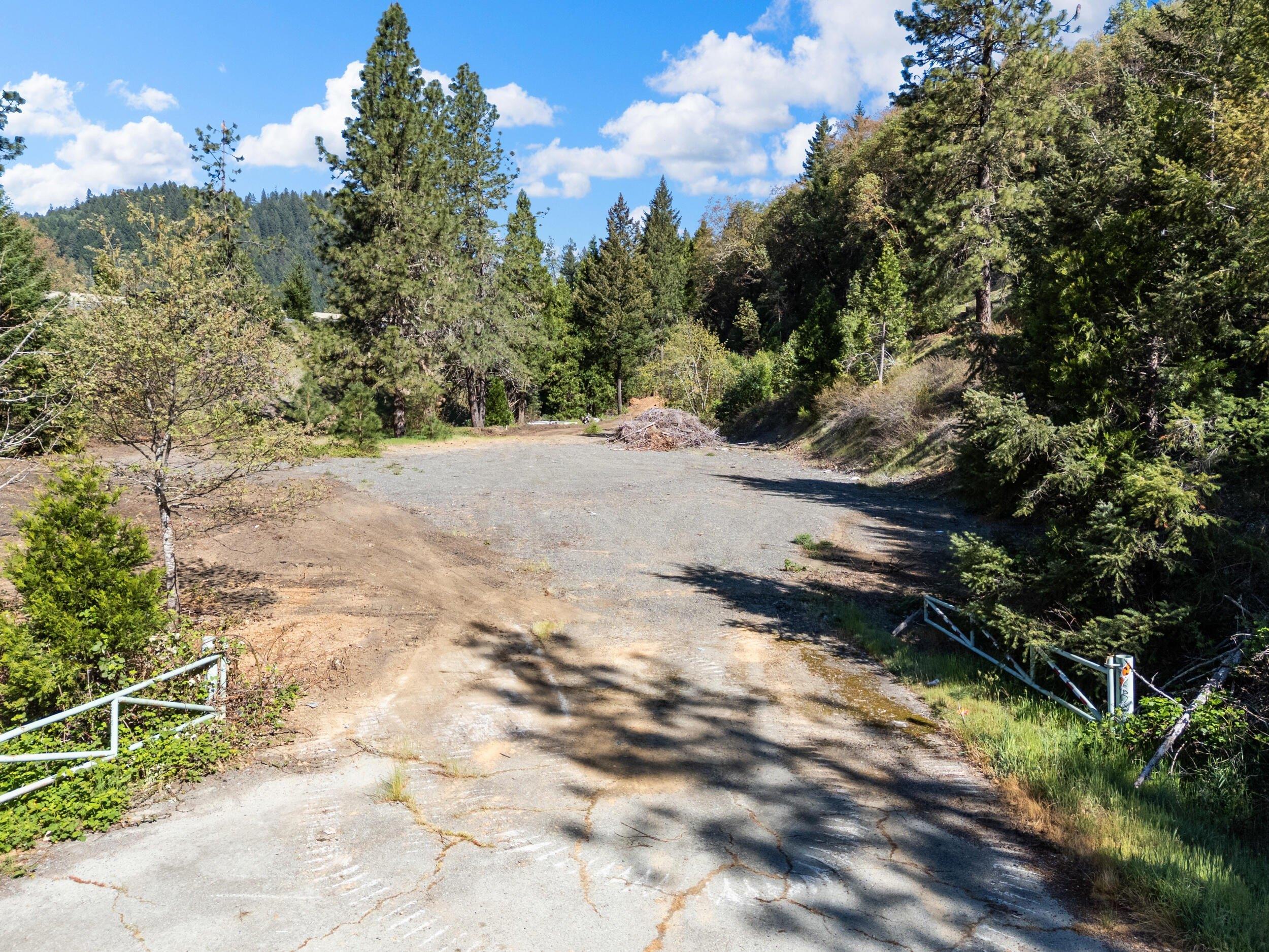 Property Image for 101 Coyote Creek Road