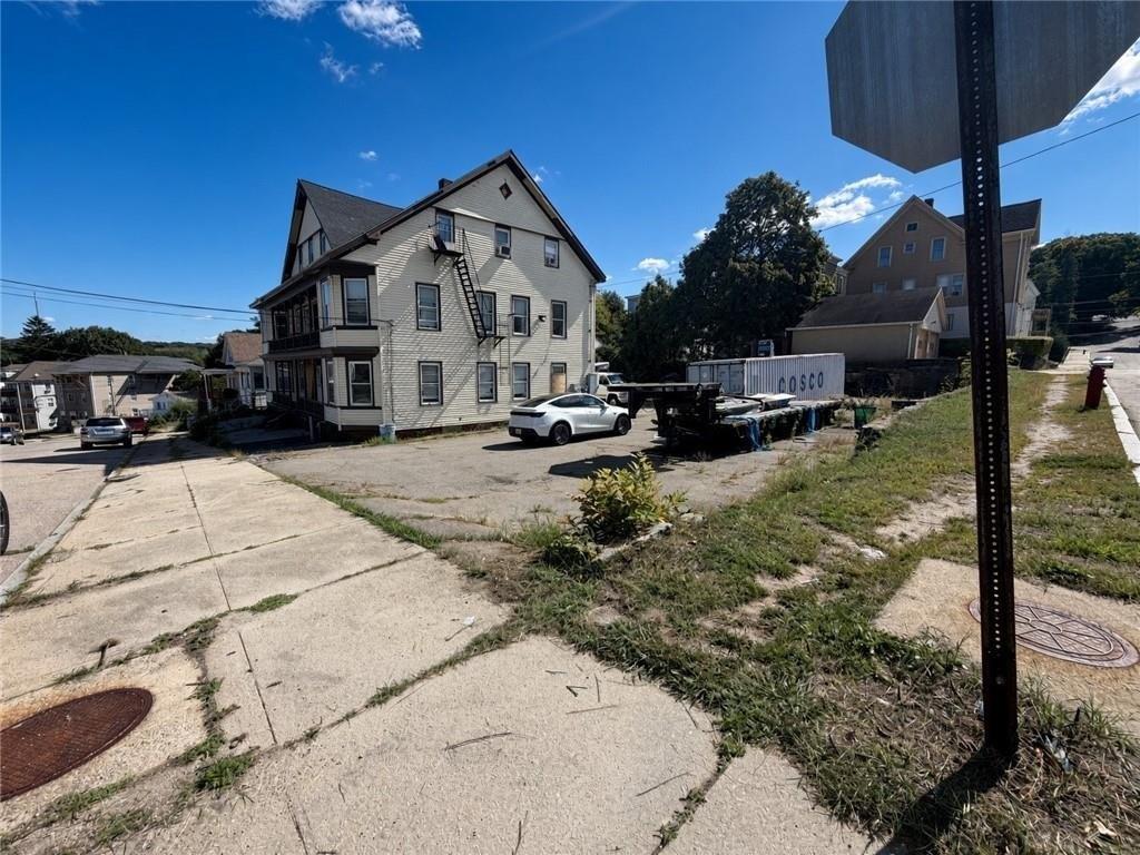 Property Image for 499 Willow Street