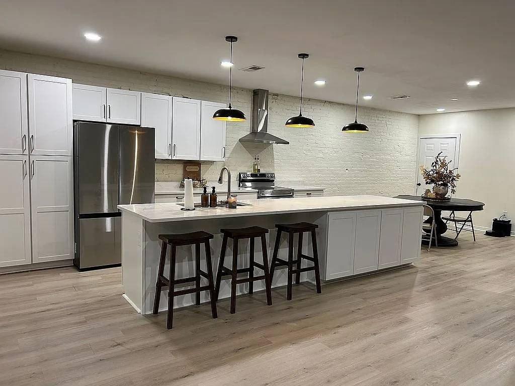 Property Image for 56 Lee Avenue