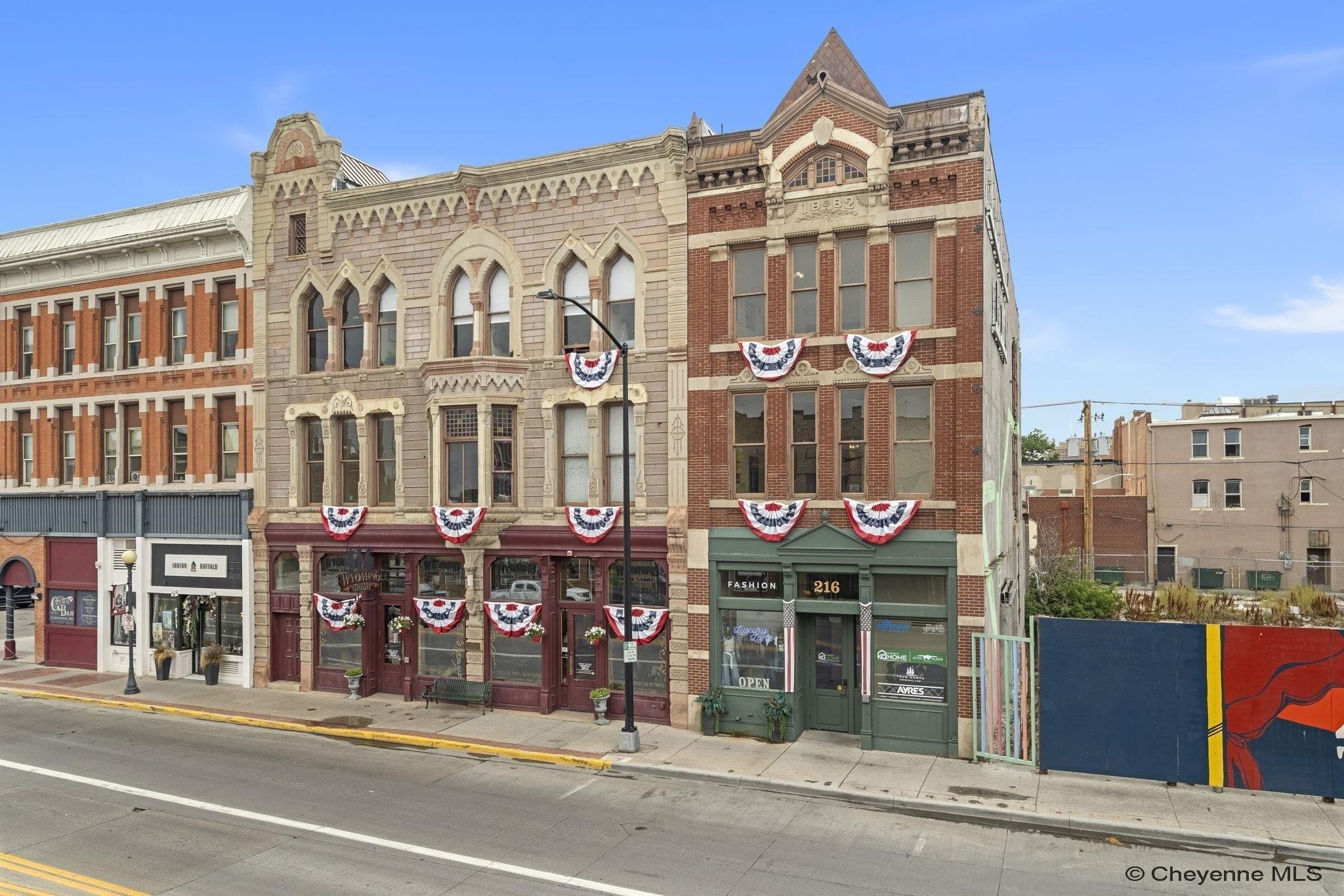 Property Image for 216 W Lincolnway 24c