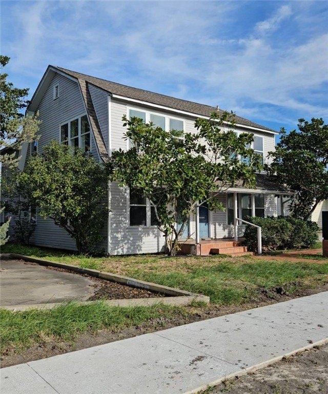 Property Image for 2856 S Alameda Street