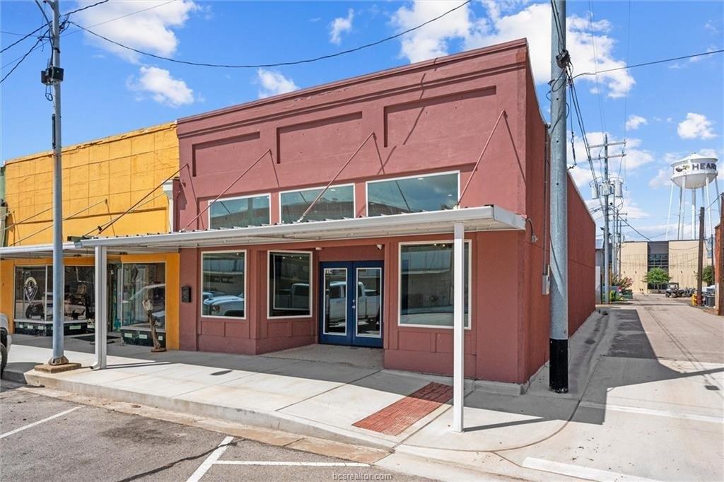 Property Image for 214 S Magnolia Street