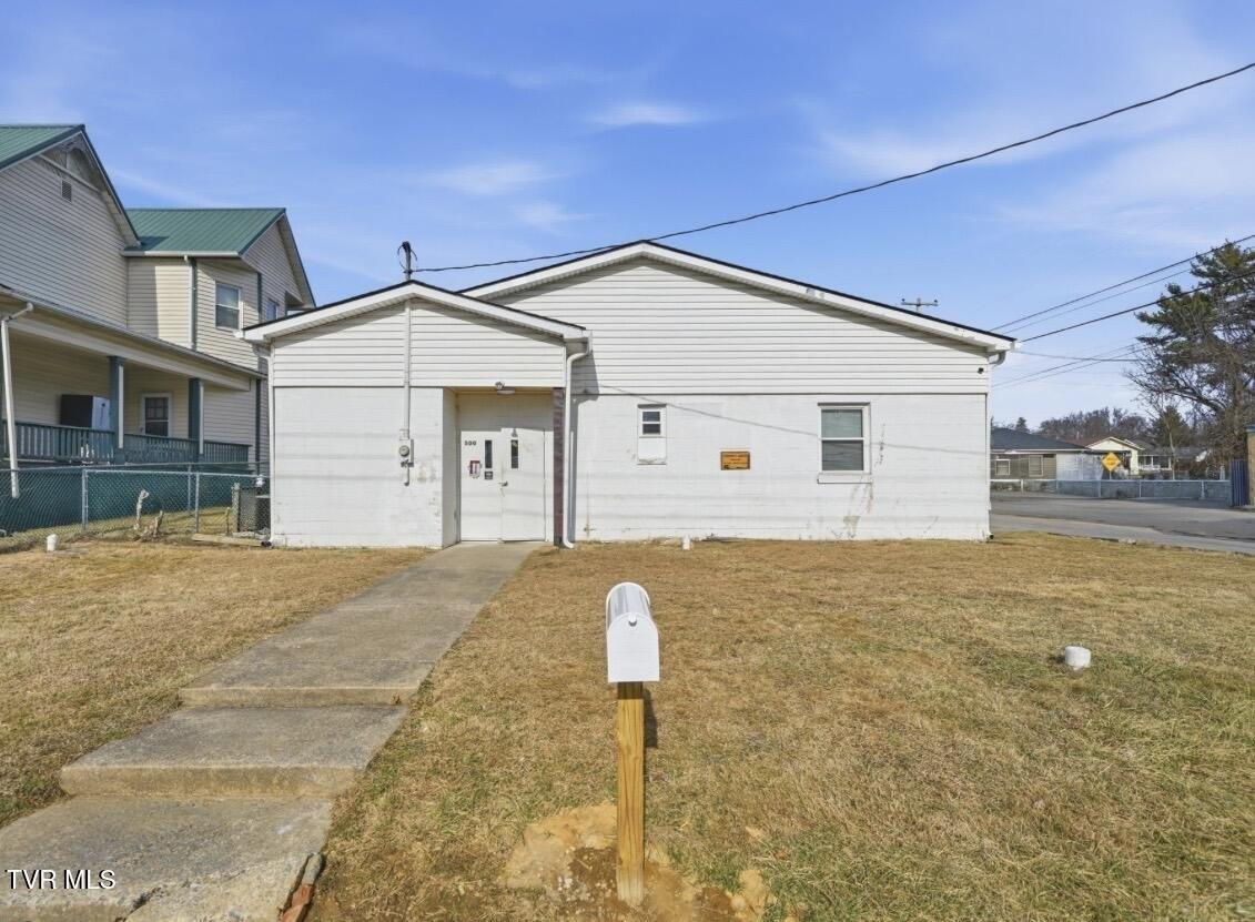 Property Image for 300 W Chilhowie Avenue