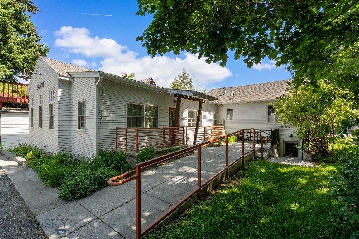 Property Image for 417 W Mendenhall Street