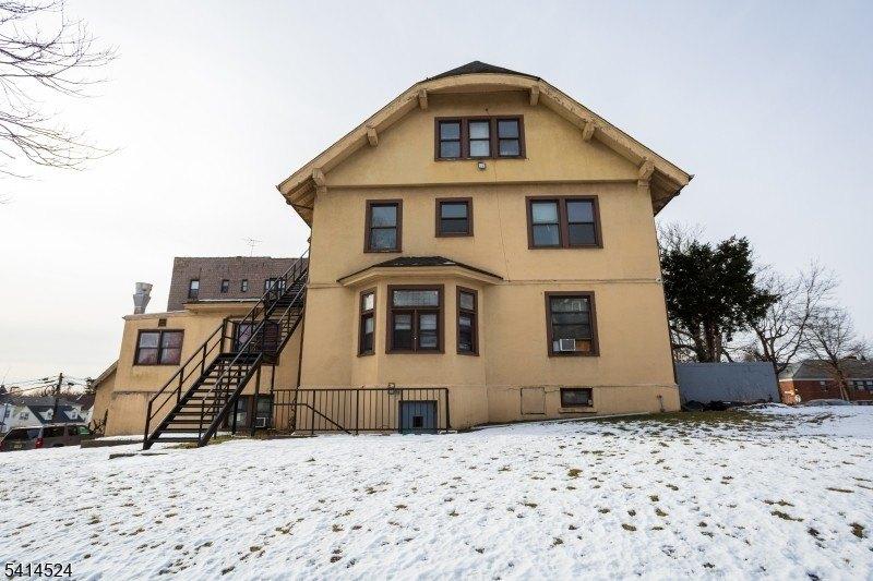 Property Image for 146 S Munn Ave