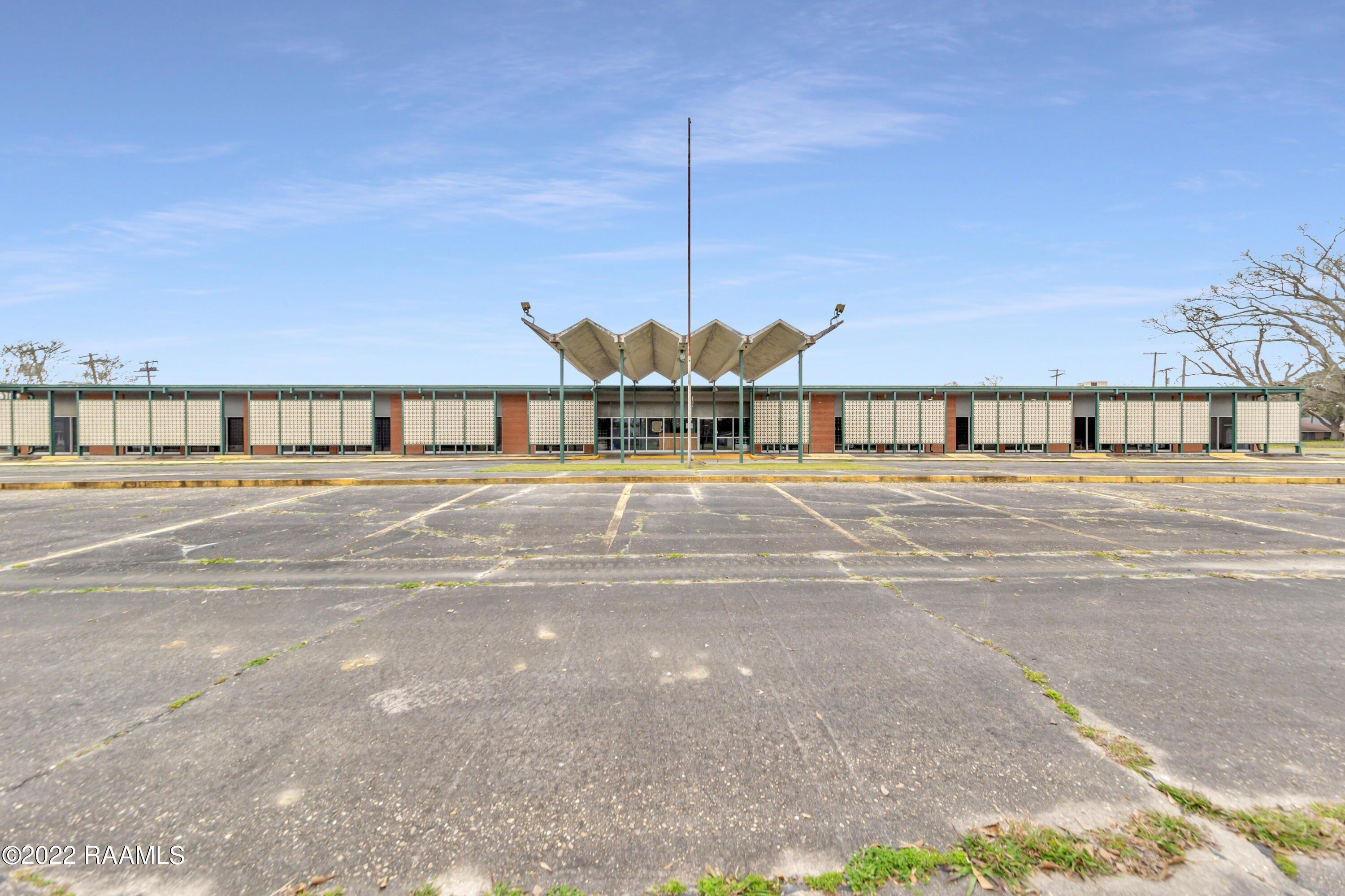 Property Image for 301 S Chevis Street