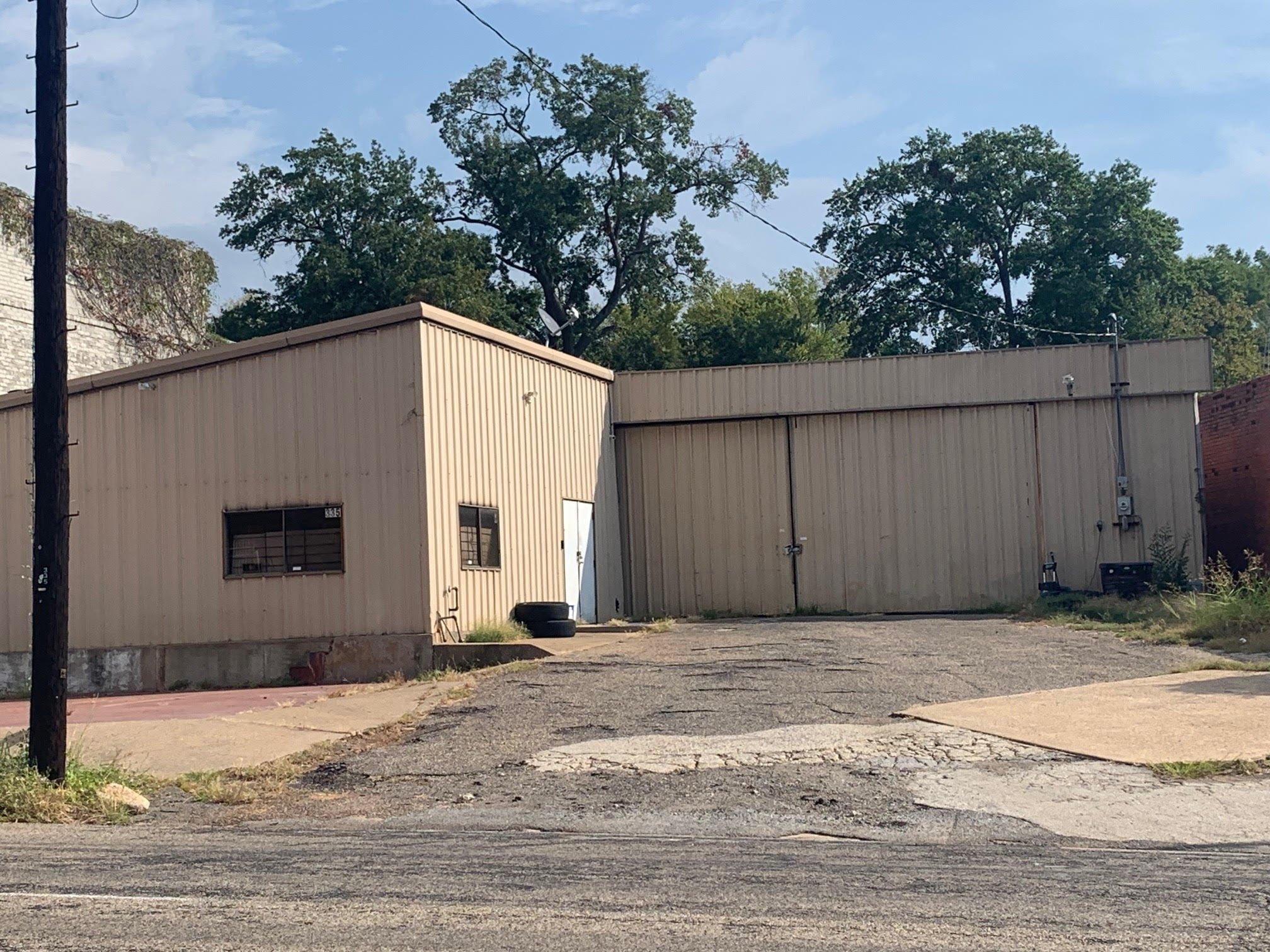 Property Image for 335 W Tyler St, Longview, TX 75601