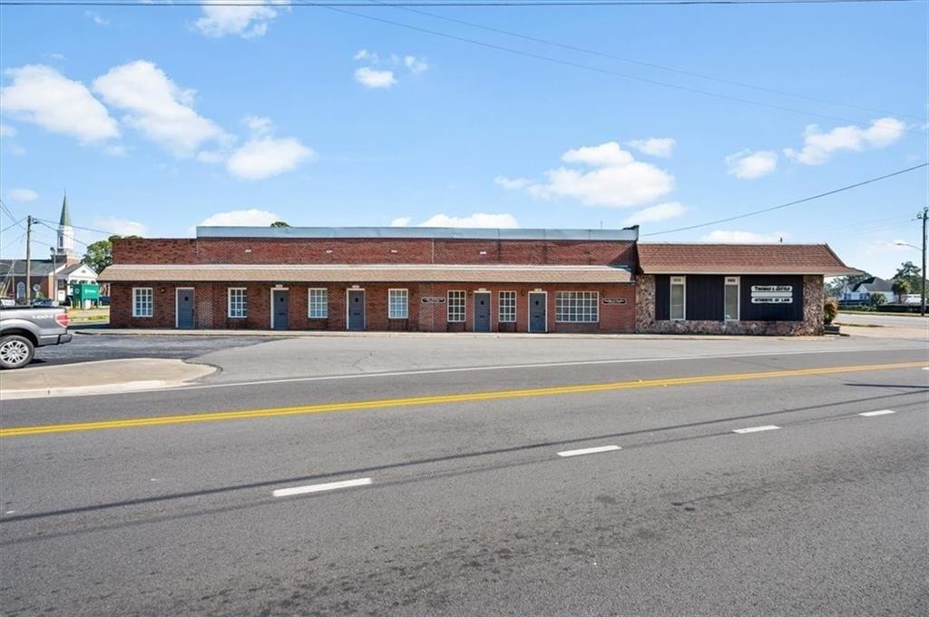 Property Image for 100 - 102 Albany Avenue