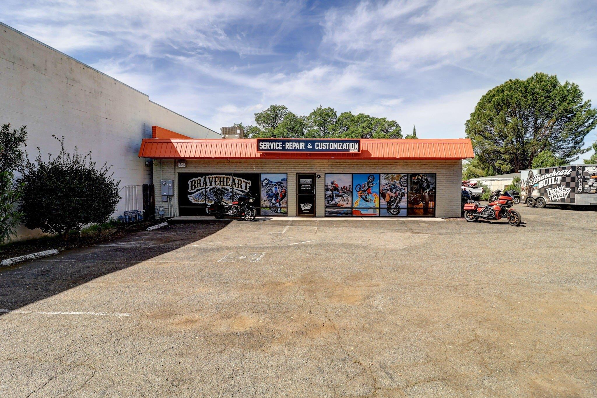 Property Image for 2418 Victor Avenue