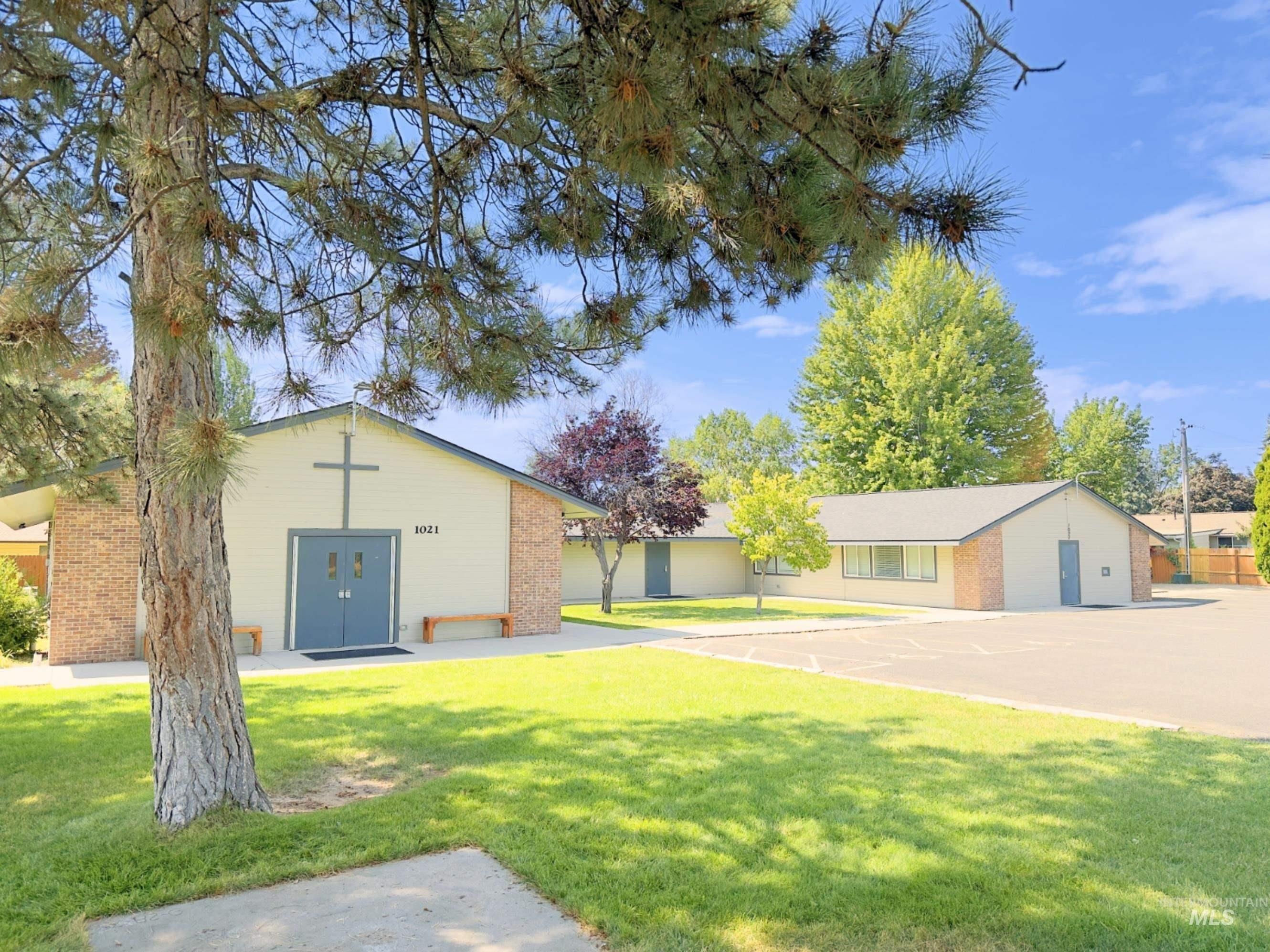 Property Image for 1021 W 8th St