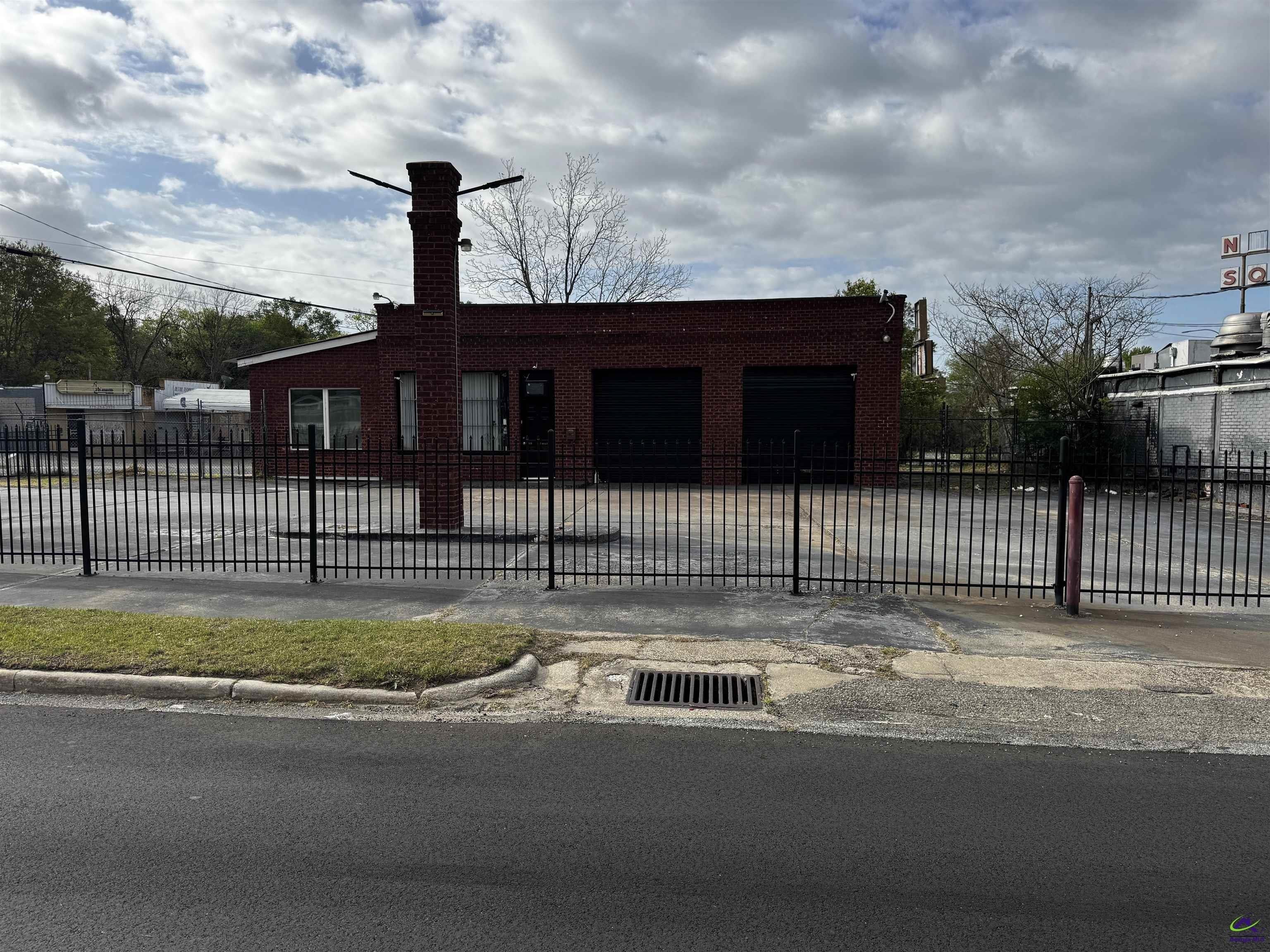 Property Image for 3106 Hillcrest Avenue