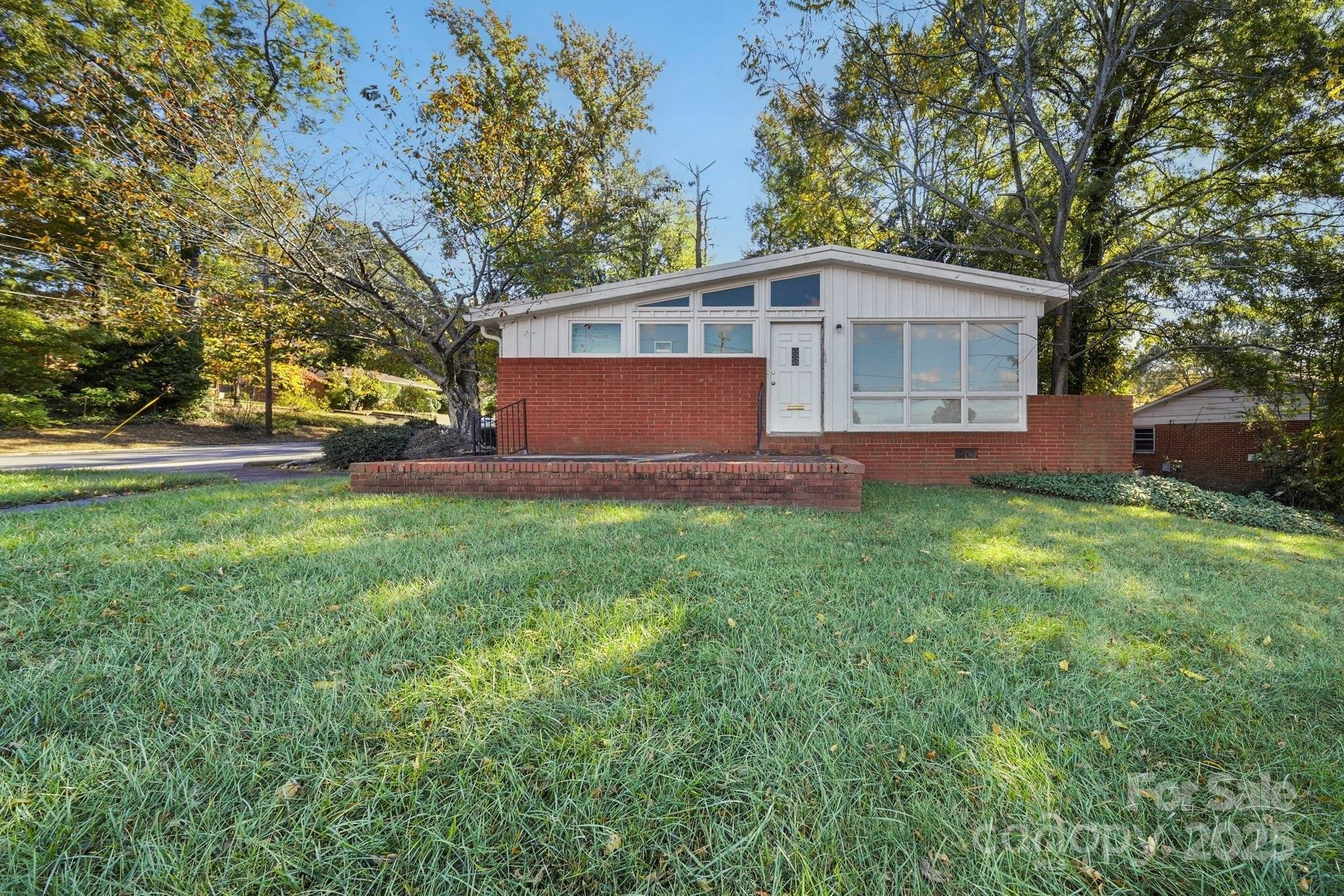 Property Image for 738 Pierson Drive