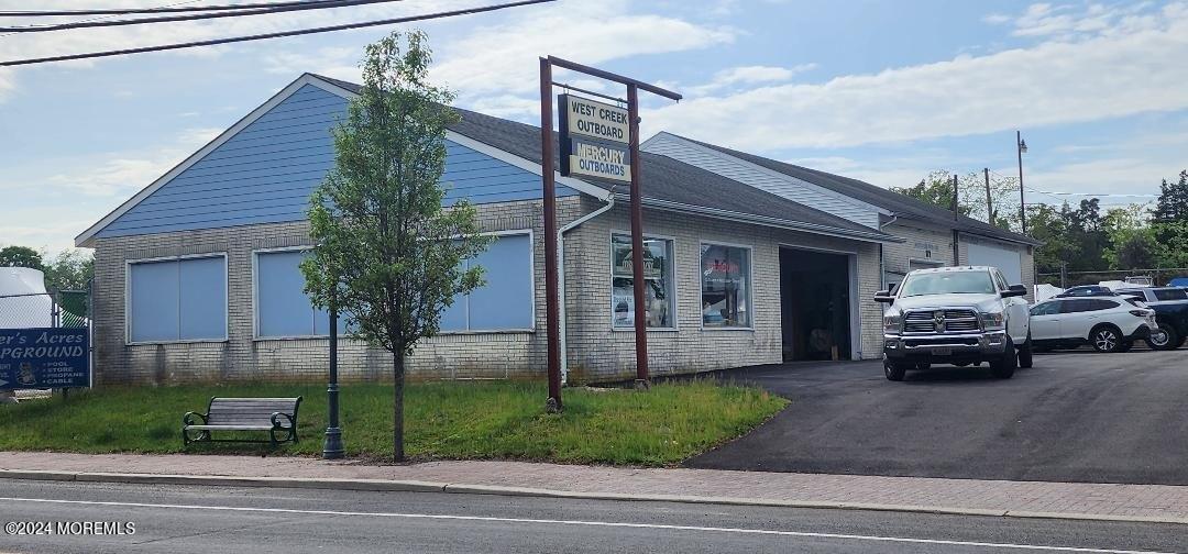 Property Image for 177 Main Street