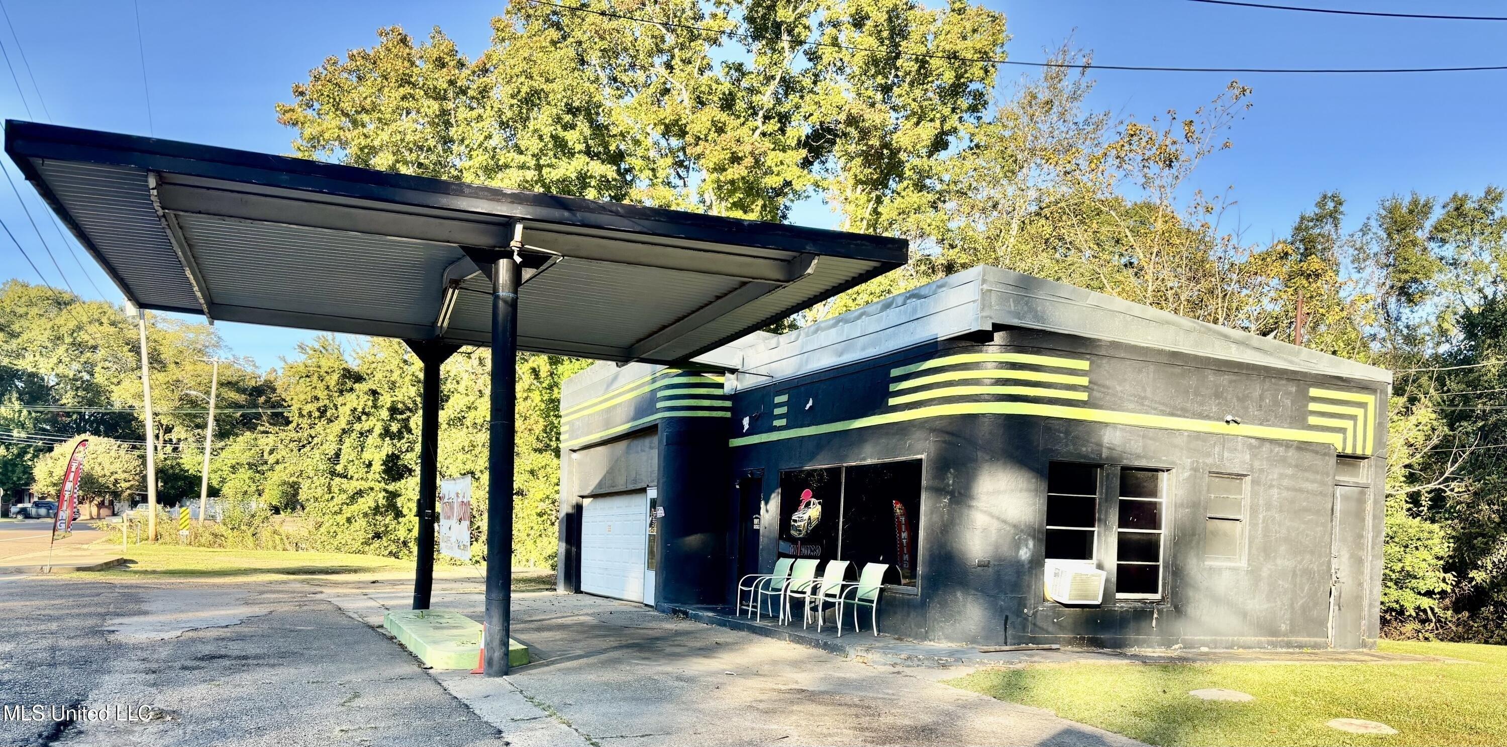 Property Image for 506 W Georgia Avenue