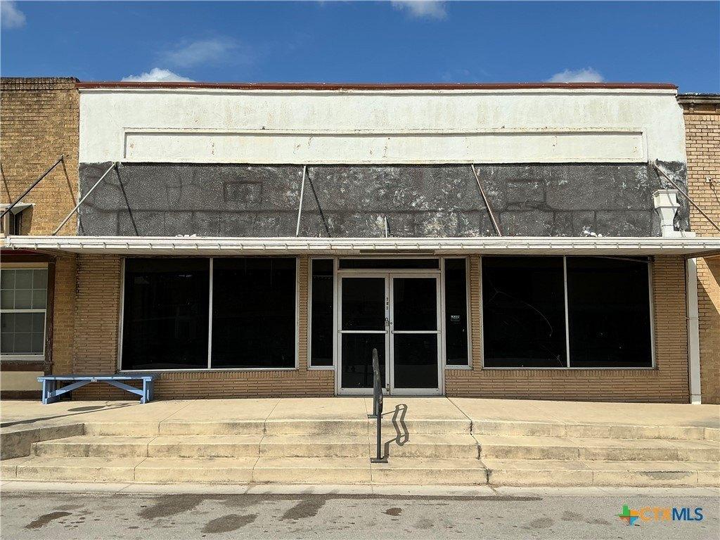 Property Image for 212 N Nixon Avenue