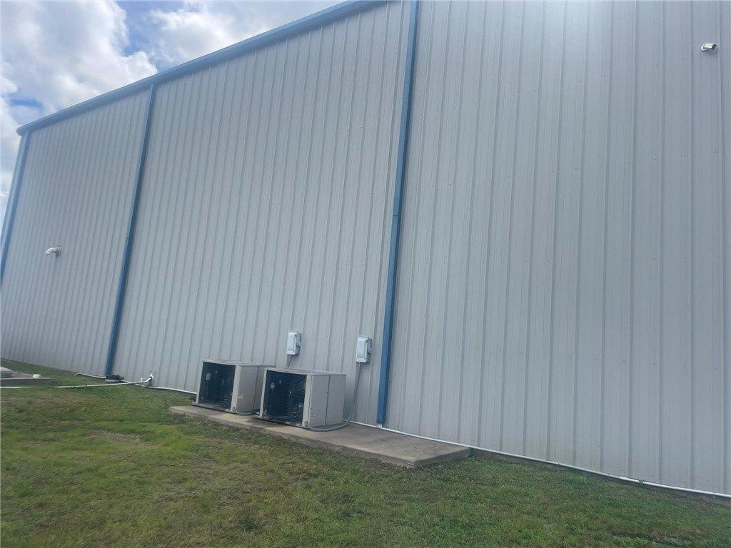 Property Image for 903 Industrial Park Road