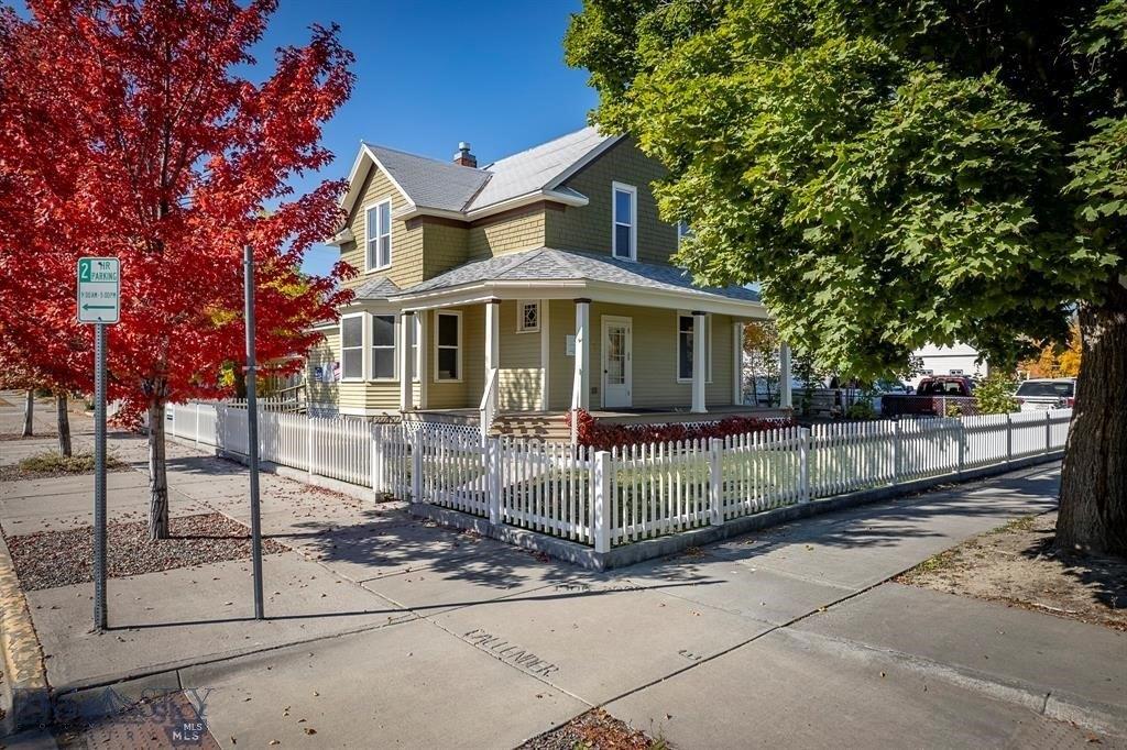 Property Image for 101 N E