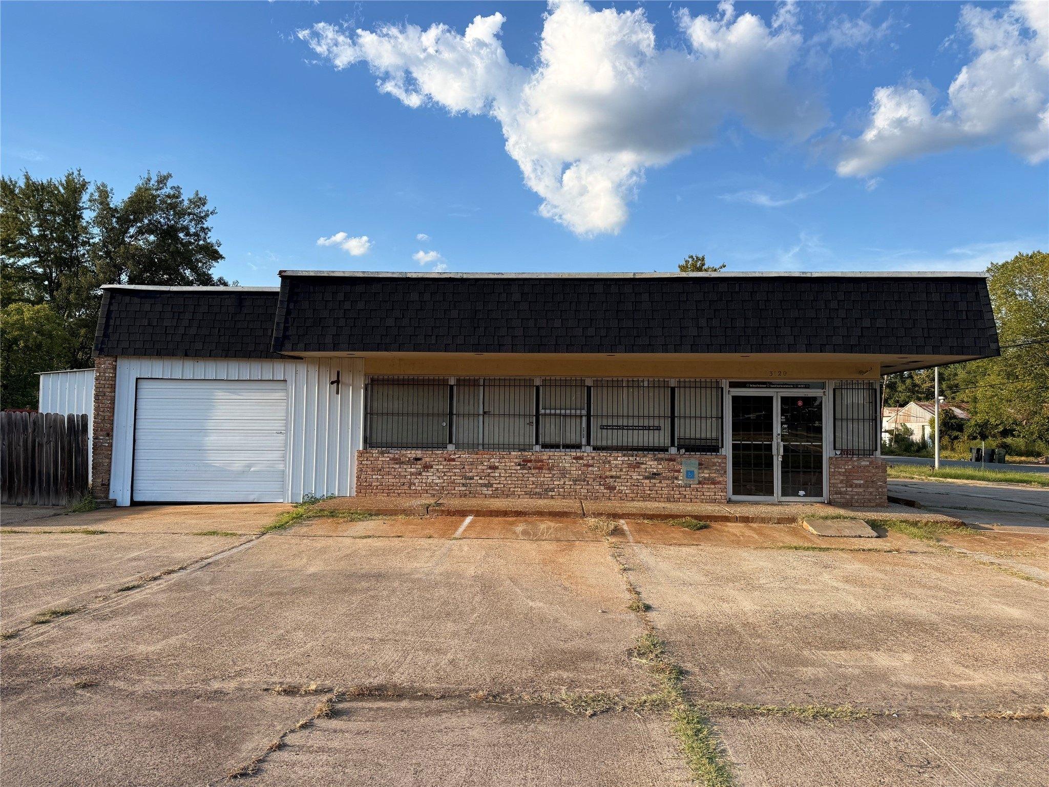 Property Image for 3120 Hollywood Avenue