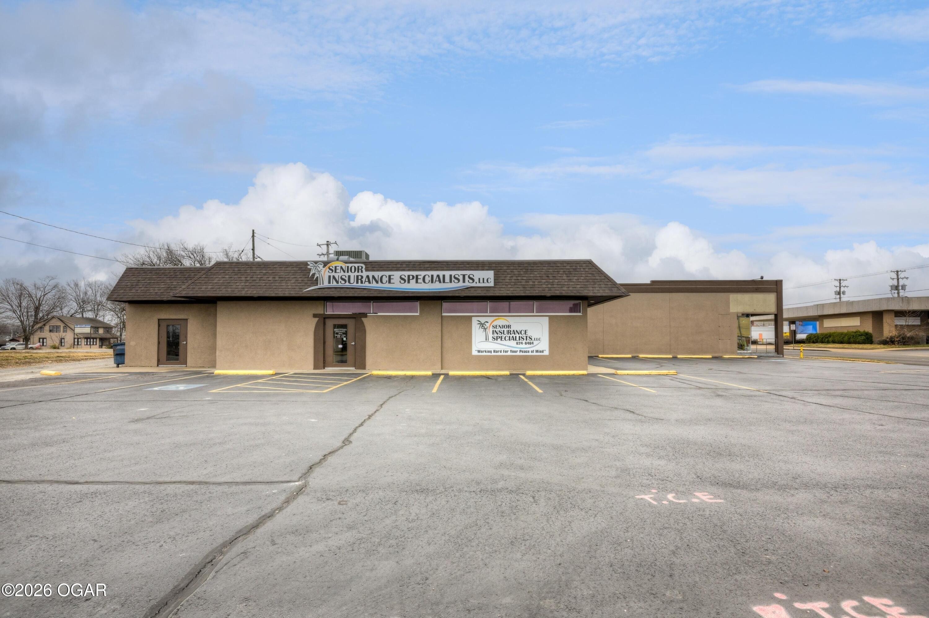 Property Image for 204 E 7th Street