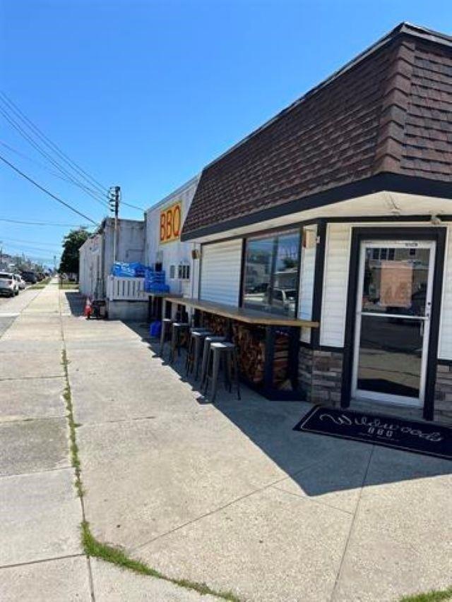 Property Image for 100 E 7th Avenue