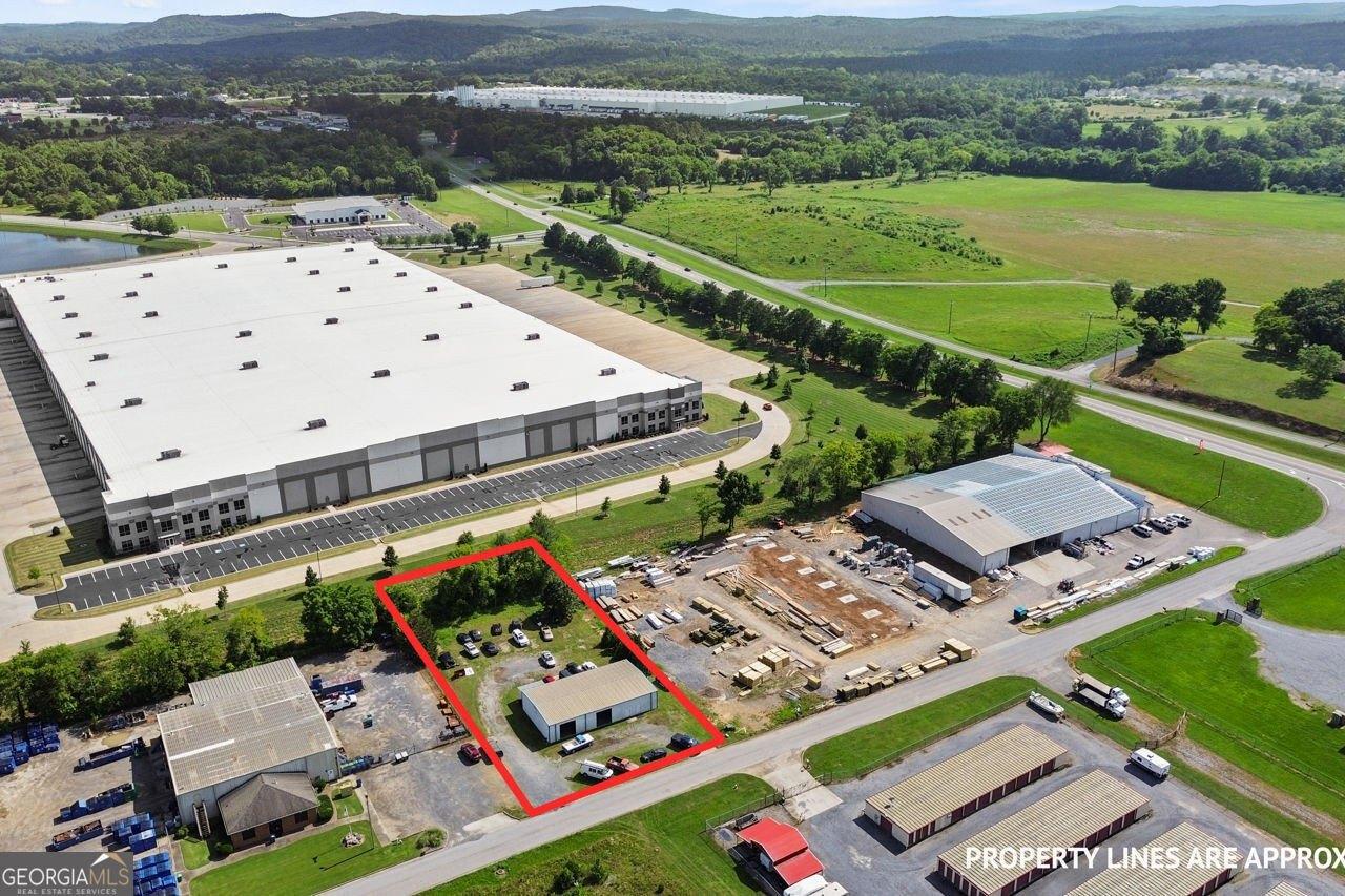 Property Image for 24 Hardwood Ridge Parkway