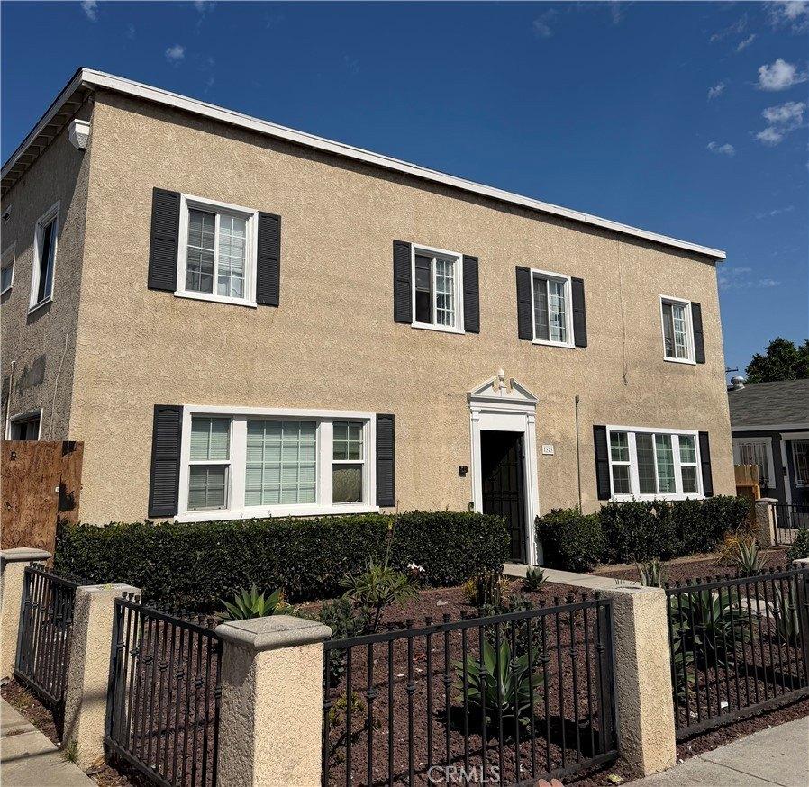 Property Image for 1323 Walnut Ave