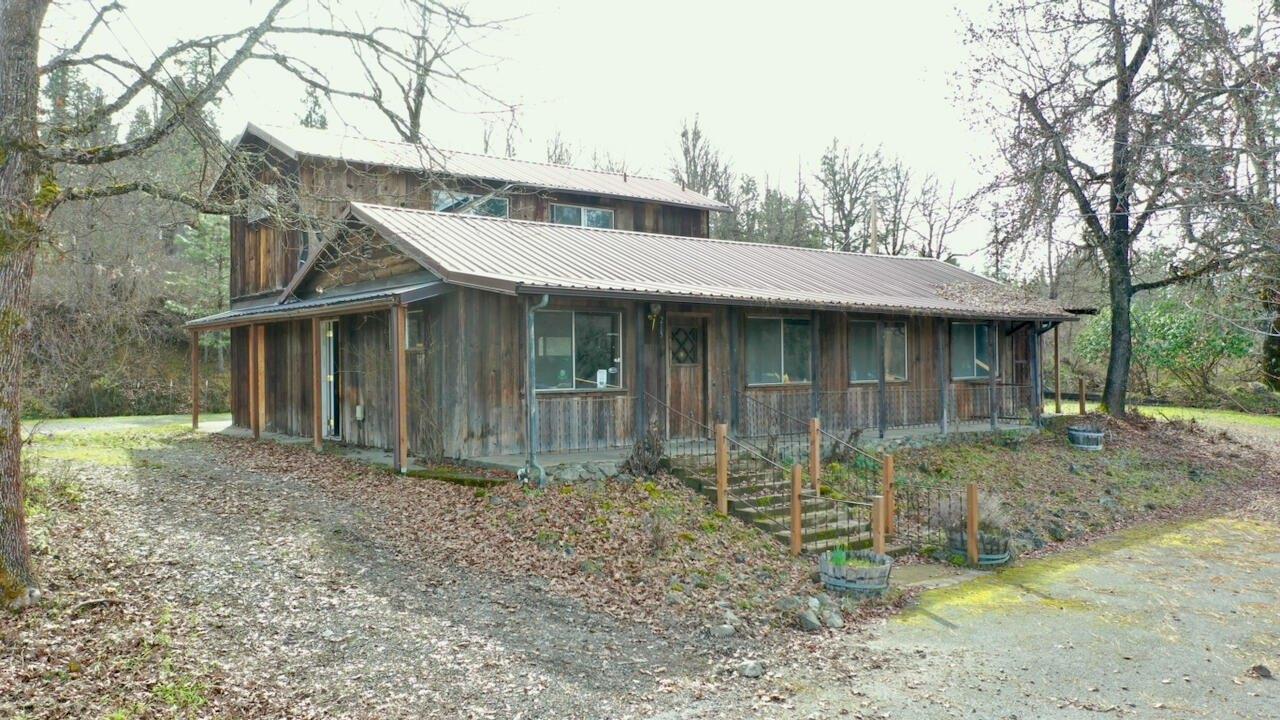 Property Image for 215 Galice Road
