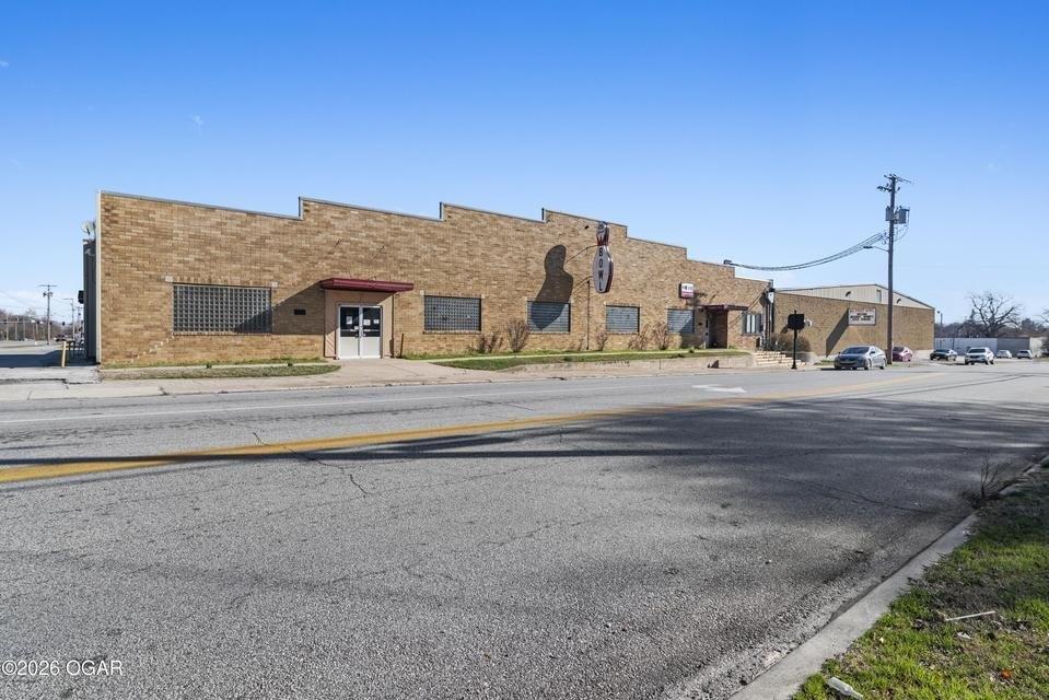 Property Image for 1419 W 4th Street