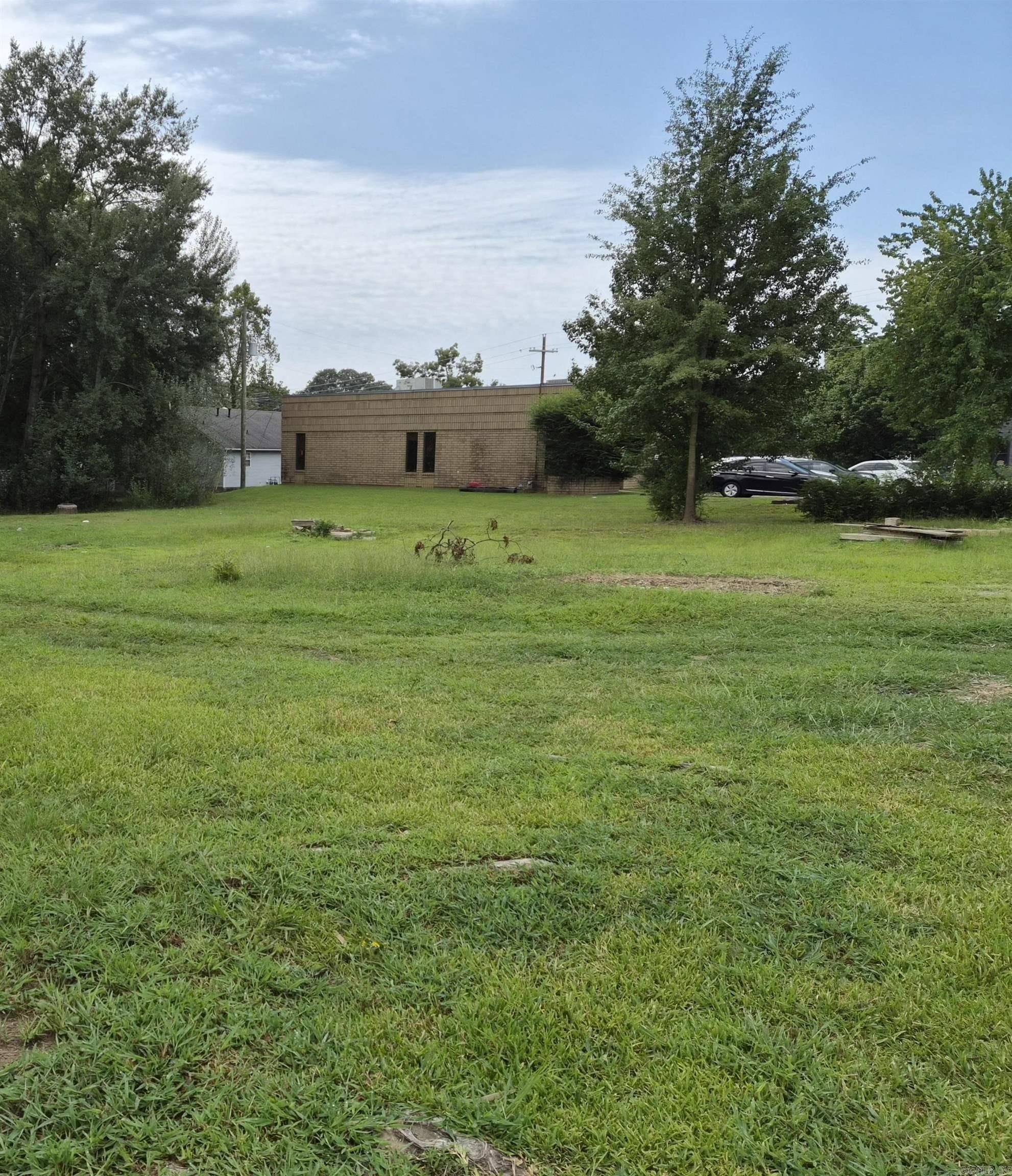 Property Image for 409 N 2nd Street