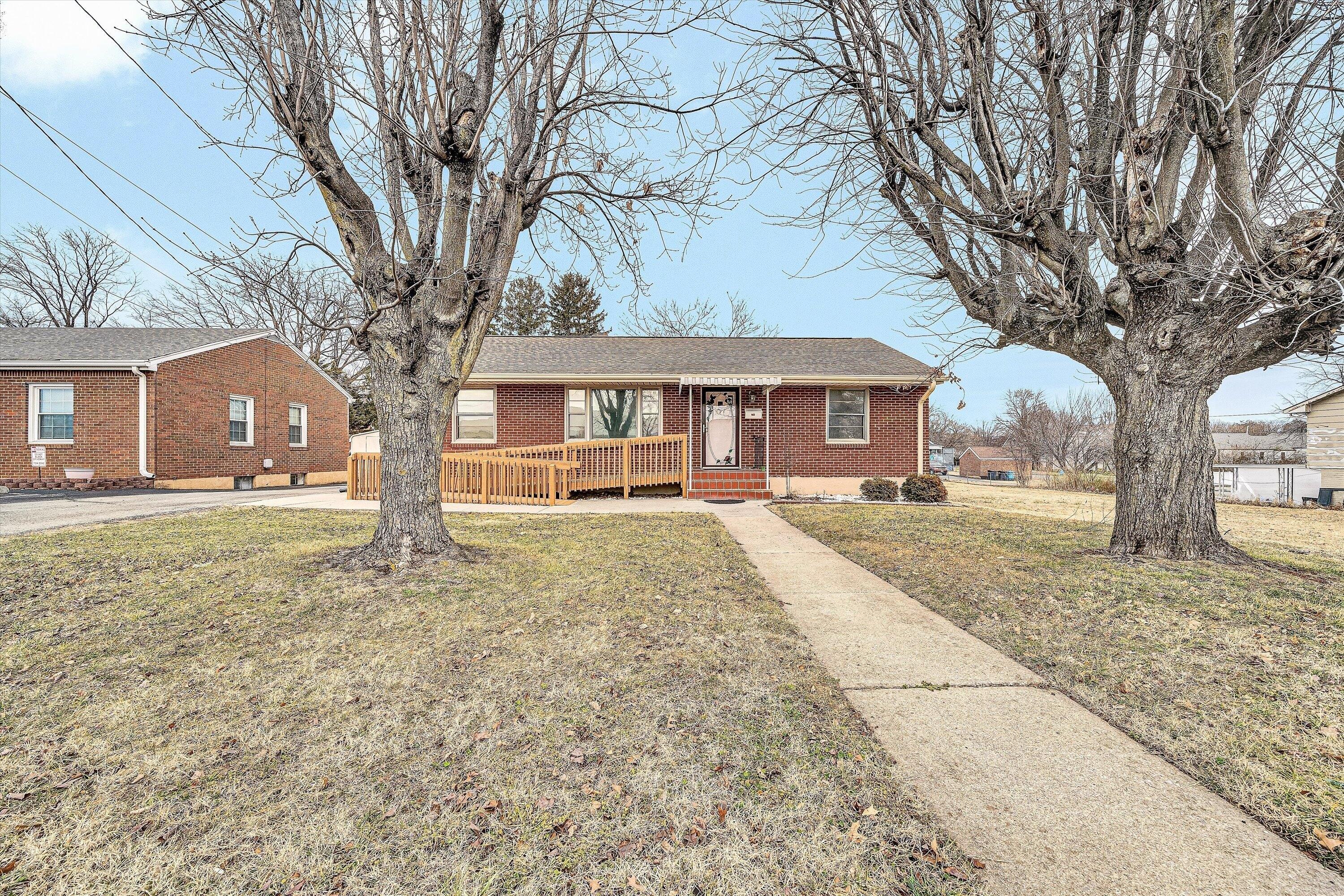 Property Image for 5111 Airport Rd NW