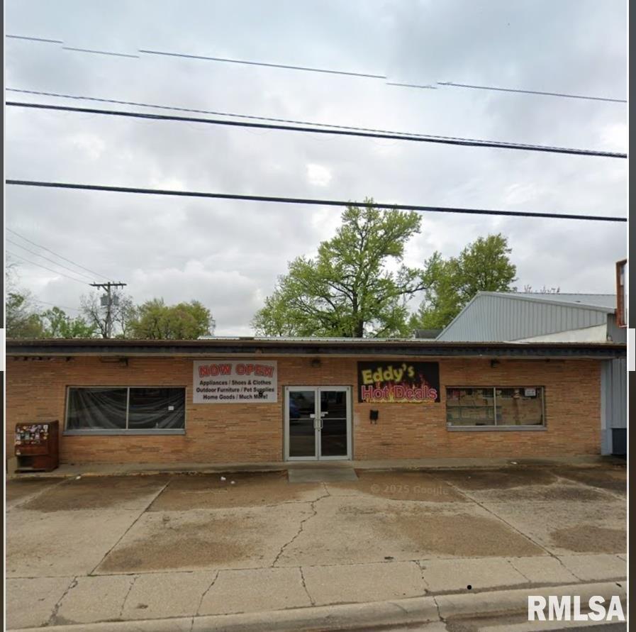 Property Image for 1106 E ASH Street