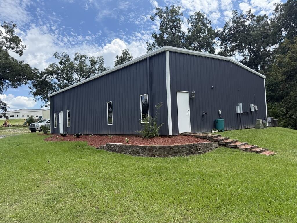 Property Image for 2230 Industrial Park Drive