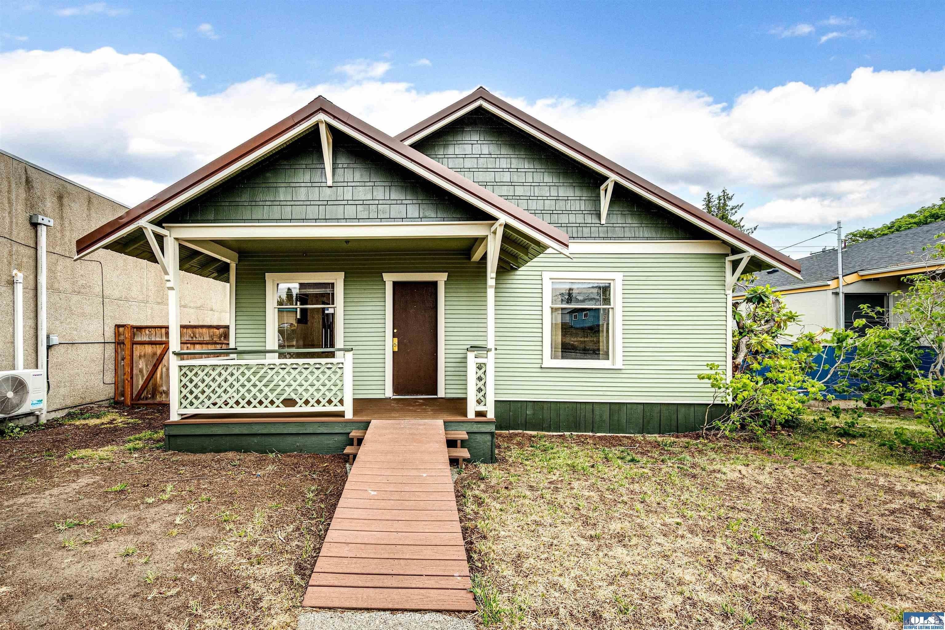 Property Image for 219 E 8th Street