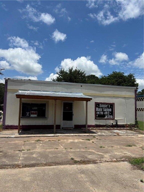 Property Image for 807 Post Oak Street