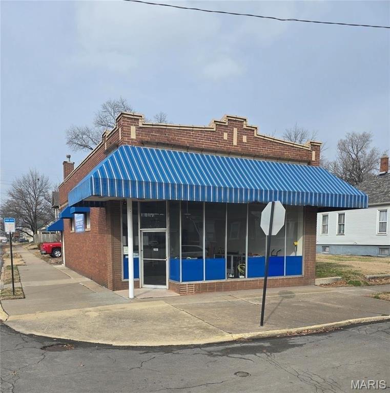 Property Image for 2301 State Street