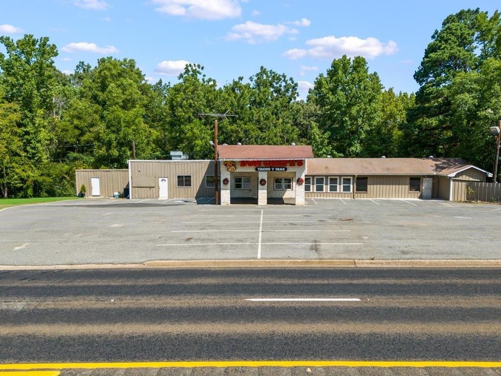 Property Image for 613 Highway 31 E