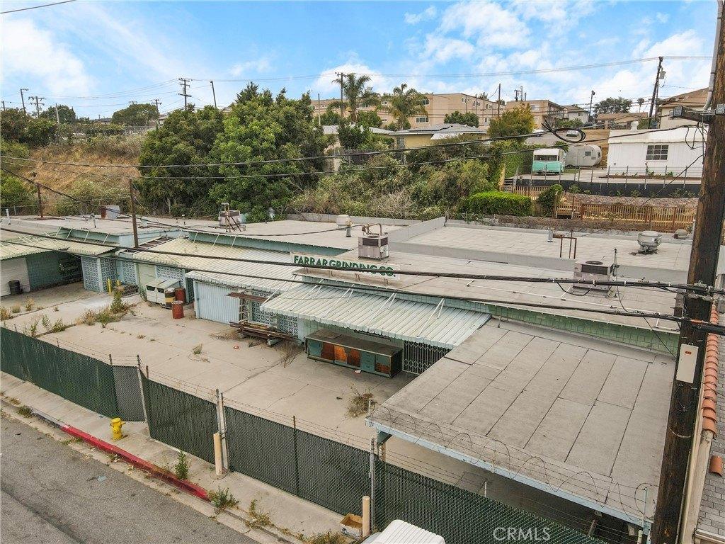 Property Image for 335 E Beach Avenue