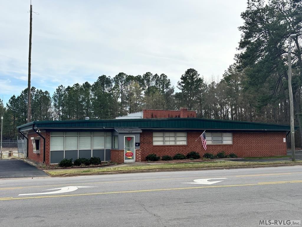 Property Image for 1503 W 10th Street