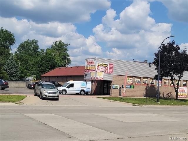 Property Image for 4650 S Beech Daly Street