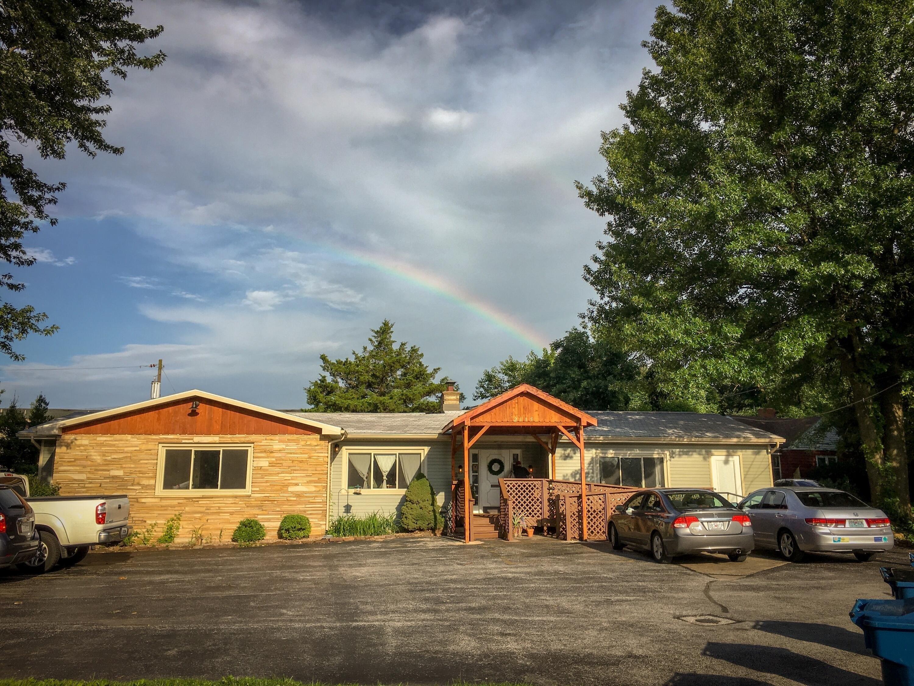 Property Image for 2115 S Brentwood Boulevard