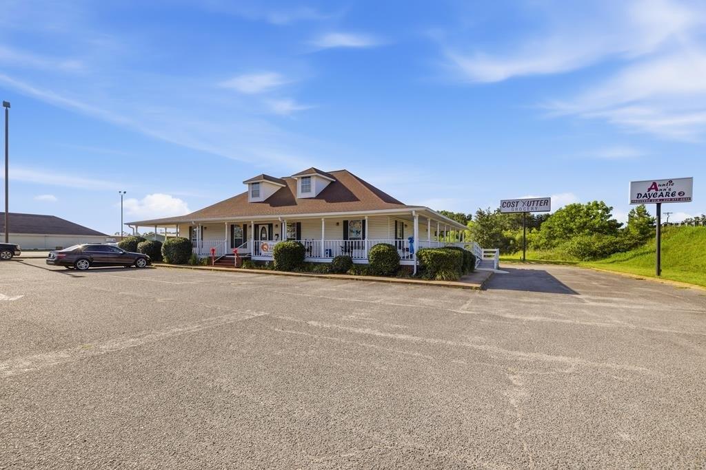 Property Image for 431 SE 2nd Ave