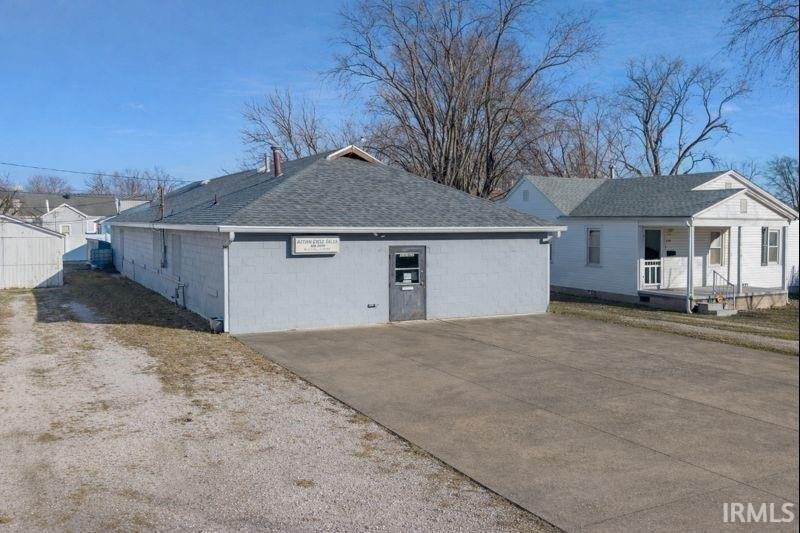 Property Image for 1414 E Missouri Street