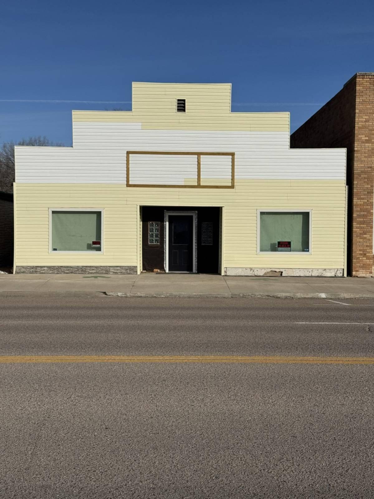 Property Image for 126 West Douglas Street