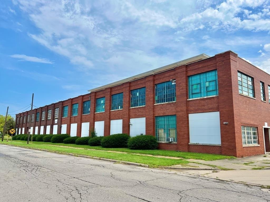Property Image for 521 S Market St.